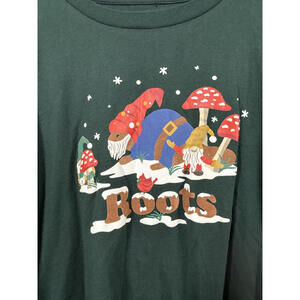 Roots “Gnome & Mushroom” Graphic Long Sleeve Shirt – Forest Green (Size L)